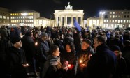 Eiropā piemin Charlie Hebdo slaktiņa upurus - 1