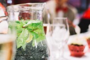 foodiesfeed.com_water-with-mint-in-jug