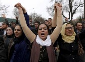 Kabulā protestē pret sievietes nolinčošanu - 1