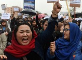 Kabulā protestē pret sievietes nolinčošanu - 7