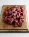 Lēni sutināta liellopu gaļa ar klimpām - 1