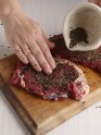 Liellopa steiks 'au Poivre' - 3