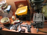 Policija atsavina nelegālo kaujas ieroču krājumus - 27