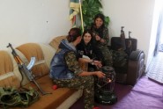 Kurdu sievietes cīņā pret "Islāma valsti" - 14