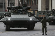 Krievijas jaunākā militārā tehnika parādes mēģinājumā Maskavā - 7
