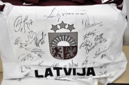 Hokeja izlase viesojas Latvijas vēstniecībā Čehijā