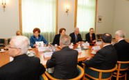 Premjere tiekas ar Latvijas un citu Eiropas valstu bijušajiem valstu un valdību vadītājiem - 20