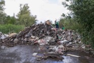 Nelegāla atkritumu izgāztuve Spilves lidostas teritorijā - 1