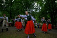 Pirmā Latvijas skolu jaunatnes dziesmu un deju svētku diena - 7