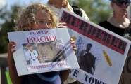 Protests pret lauvas sesila nomedīšanu