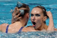 synchronised swimming 