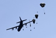 NATO gaisa desanta mācības 'Swift Response'