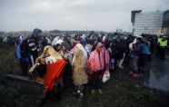 Austrijā ierodas tūkstošiem migrantu no Ungārijas - 2