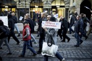 Somijā notiek bēgļu pretinieku un atbalstītāju demonstrācijas - 4