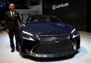 Lexus LF-FC - 2