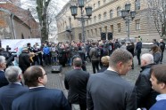 Pie Saeimas protestē pret plānoto 21% PVN kultūras un izklaides pasākumiem - 7