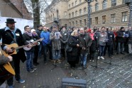 Pie Saeimas protestē pret plānoto 21% PVN kultūras un izklaides pasākumiem - 10