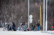 Migranti ar velosipēdiem uz Krievijas-Norvēģijas robežas - 7
