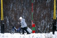 Migranti ar velosipēdiem uz Krievijas-Norvēģijas robežas - 14