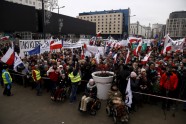 Polijā protestē pret jauno mediju likumu - 3