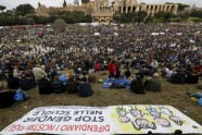 Romā miljoni protestē pret geju laulībām - 2