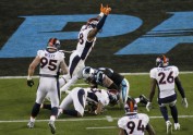 Amerikāņu futbols, Super Bowl: Denveras Broncos - Karolīnas Panthers