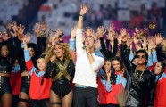 Coldplay un Beyonce uzstājas Super Bowl 50 - 5