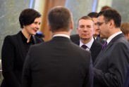 Māra Kučinska valdības pirmā sēde 