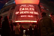 "Eagles of Death Metal" koncertē Parīzē - 2
