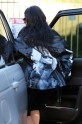 Ким Кардашьян надела куртку со своим изображением - 4