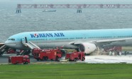 Tokijā aizdegusies Korean Air lidmašīna - 4