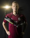 Īpašā fotosesijā Latvijas futbolisti izrāda savas jaunās formas - 1