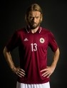 Īpašā fotosesijā Latvijas futbolisti izrāda savas jaunās formas - 9