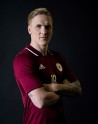 Īpašā fotosesijā Latvijas futbolisti izrāda savas jaunās formas - 11