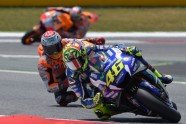 Rossi uzvar "MotoGP" posmā Katalonijā - 9