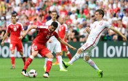 Futbols, EURO 2016: Šveice - Polija