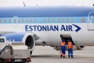 Estonian Air - 28