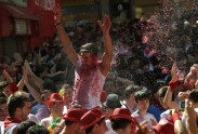 Pamplonas vēršu skriešanas festivāls Spānijā - 5