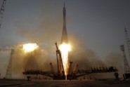 Kosmosa kuģis 'Sojuz' dodas uz SKS - 4
