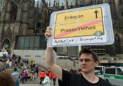 Erdogana atbalsta akcija Ķelnē, Vācijā - 11