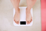 kājas svari uzturs svara zaudēšana diēta veselība