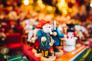 Ziemassvētki, Ziemassvētku tirdziņš, tirdziņš, rotaļlieta, svētku laiks