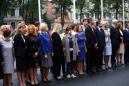 Valsts prezidents atstāj pagaidu rezidenci Melngalvju namā un ievācas Rīgas pilī  - 20