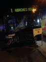 Brīvības ielā avarē RS autobuss - 1