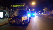 Brīvības gatvē avarē RS autobuss - 7