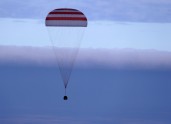 Astronauti atgriežas no Starptautiskās kosmosa stacijas