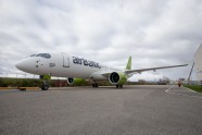 'Bombardier' prezentē 'airBaltic' jauno CS300 lidmašīnu - 1