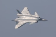 Ķīnas iznīcinātājs J-20 - 5
