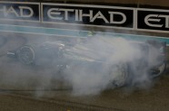Rosbergs līksmo par uzvaru F-1 sezonā - 2