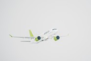 CS300 airBaltic ierodas Rīgā - 4